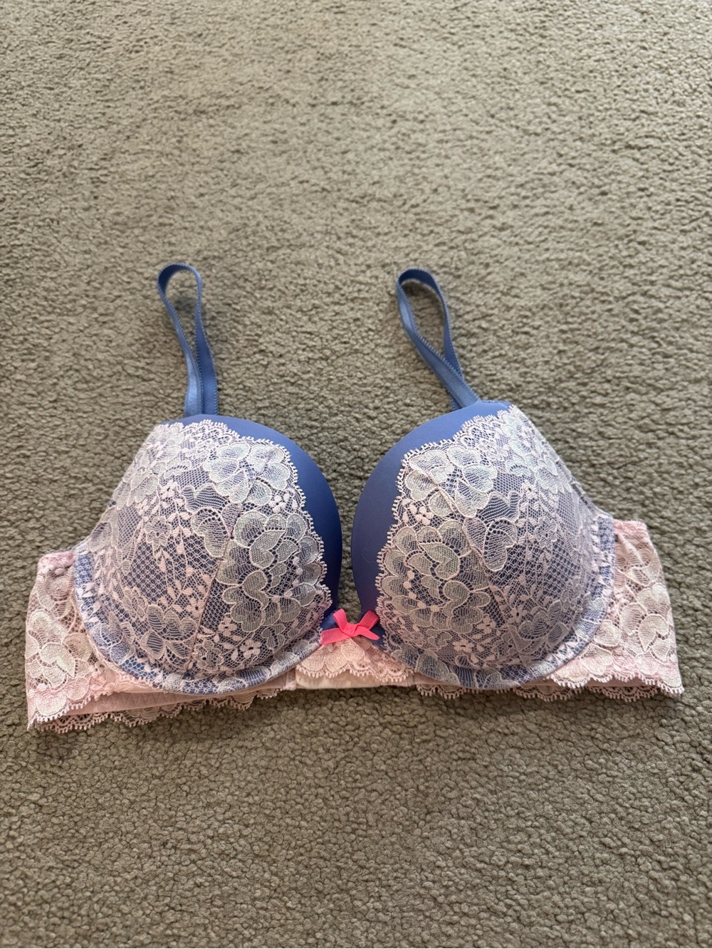 Victoria’s Secret Dream Angels Lace Push-Up Bra
